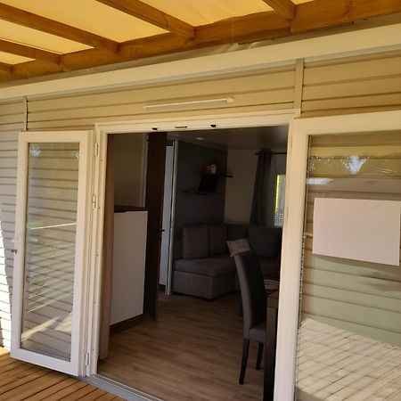 Camping La Carabasse Vias Kültér fotó